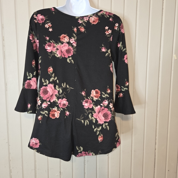 Elegant Floral Women's Blouse - Picture 3 of 4
